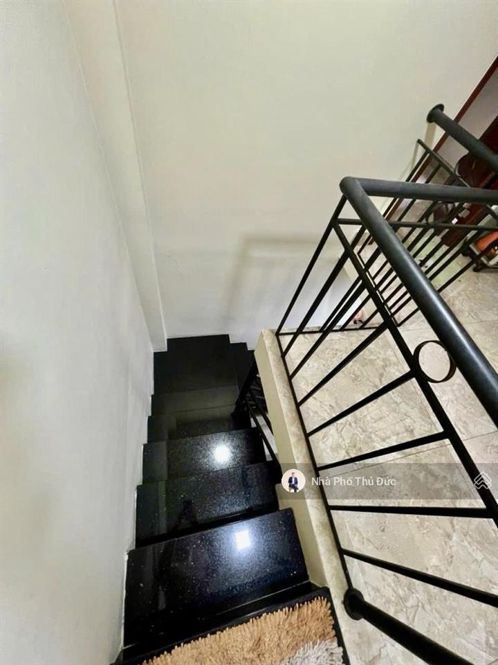 Nhà 3 tầng  quận 2  nguyễn thị định  gần cầu giồng ông tố  nhỉnh 3 tỷ