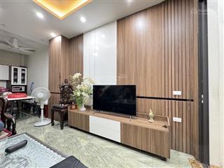Siêu phẩm, hiếm, 45m2 8,3tỷ  đại la  ngõ thông  nhà thoáng  gần đh kinh tế quốc dân  dân xây