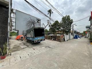 Chính chủ bán 40m2  phường biên giang  ô tô đỗ cửa  ra ql6 chỉ vài bước chân  giá rẻ