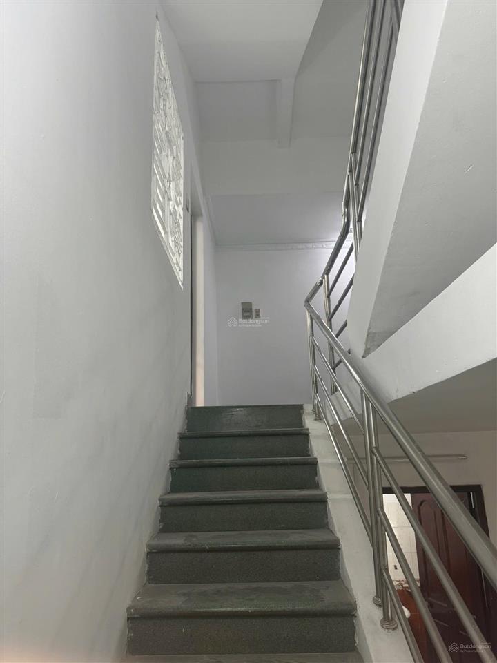 Cho thuê nhà mặt tiền kinh dương vương, 45 triệu, 143m2, 4pn, 3wc, quận 6, hcm