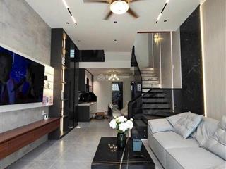 Cần bán nhà đẹp 3 tầng kiệt ô tô 5m, hướng đông nam, giá hơn 4 tỷ, đà nẵng