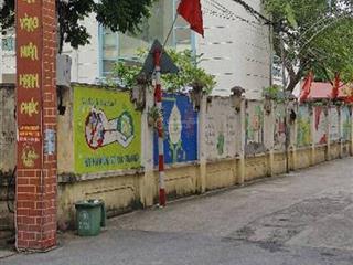 La phù  lô góc  thang máy  mt rộng  ô tô đỗ cửa  55m2  nhỉnh 9 tỷ. nhà nằm sau kđt geleximco