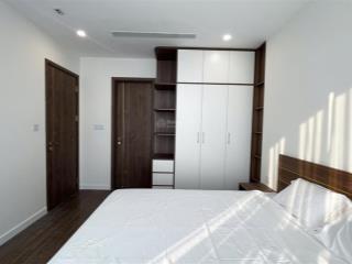 Cho thuê căn hộ 2 phòng ngủ + 1 phòng đa năng 2 vệ sinh tại sunshine city