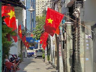Bán nhà quận 10, ngay chợ nguyễn tri phương, 47m2, 4 tầng, 4 phòng ngủ, hẻm ô tô thông nhỉnh 9 tỷ
