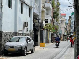 Bán nhà nát phường 12 quận 10 ngay hà đô centrosa 71m (5 x 14) sát hẻm xe hơi  giá 8,x tỷ