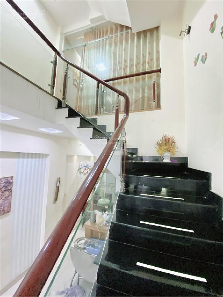 Bán nhà tô hiến thành quận 10  51m2  5 tầng  sát hẻm xe hơi  7,99 tỷ