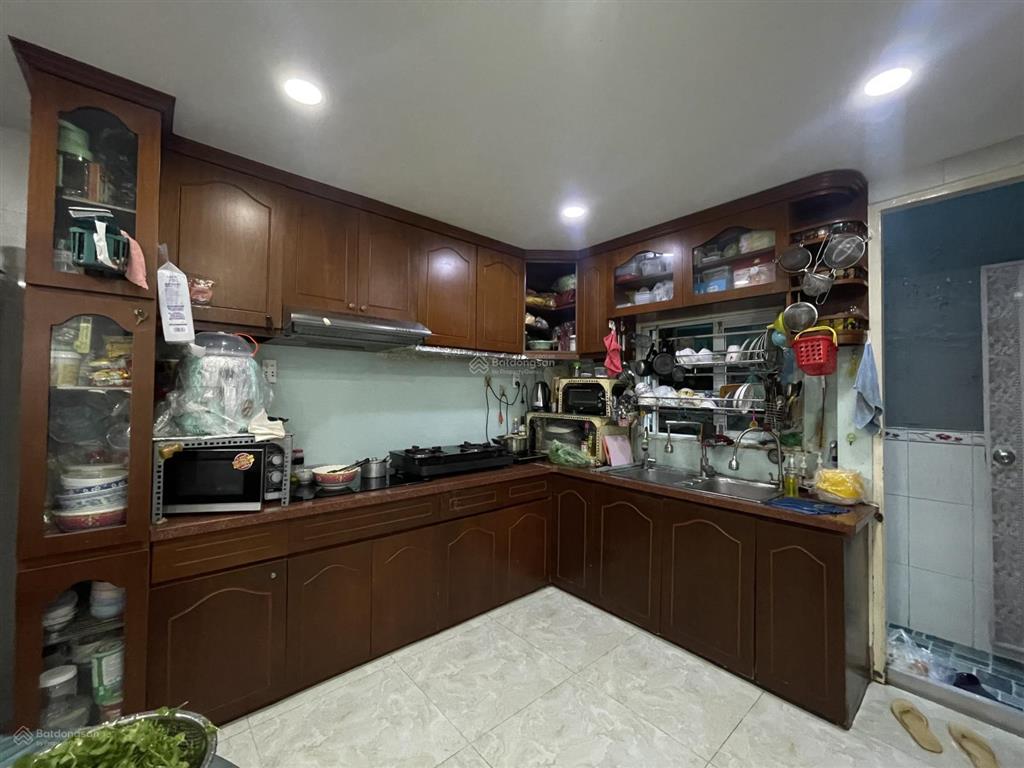 Bán nhà hxh ba tháng hai, phường 12, quận 10, 76m2 vuông, 5 tầng 9pn master thu 5060tr/tháng