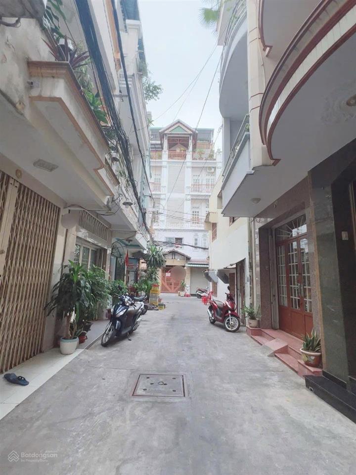 Bán nhà q10  đường ba tháng hai  3 tầng btct  hẻm xe hơi 5m  39m2  chỉ 8 tỷ