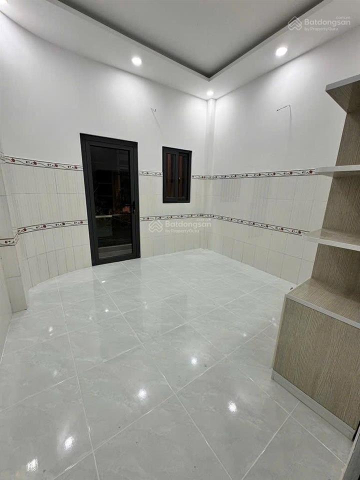 Bán nhà cách mạng tháng 8 quận 10, hẻm xe hơi, 44m2  4 tầng  4 pn nhỉnh 8 tỷ