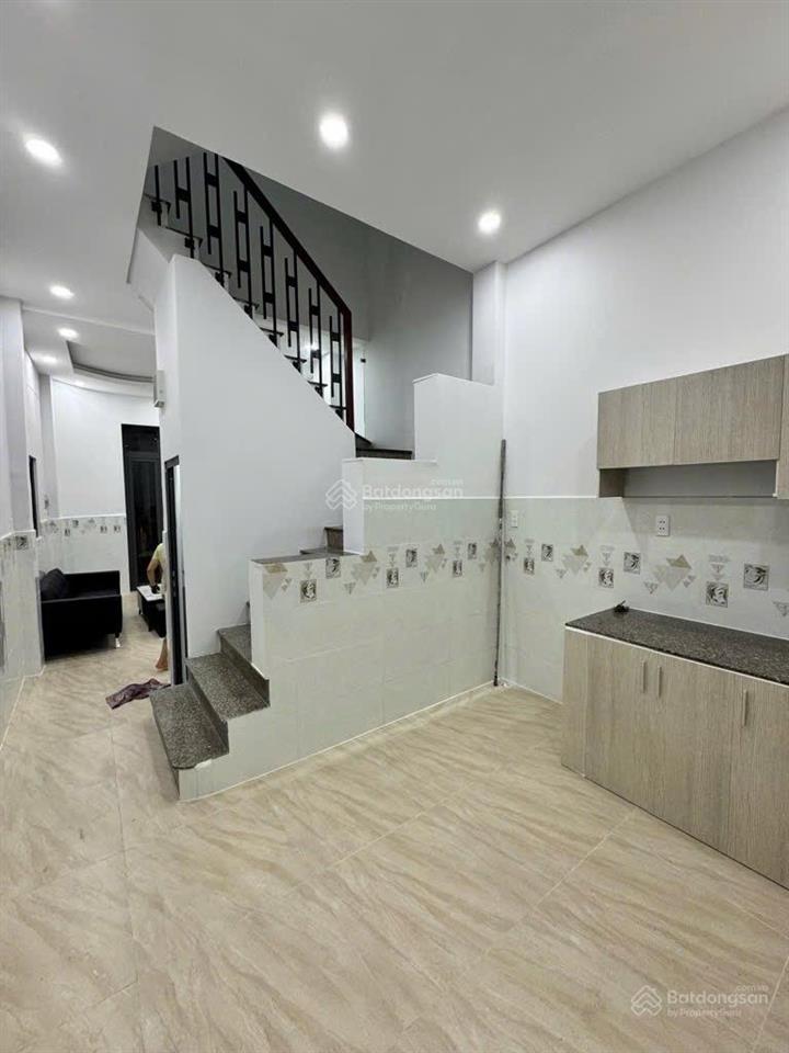 Bán nhà cách mạng tháng 8 quận 10, hẻm xe hơi, 44m2  4 tầng  4 pn nhỉnh 8 tỷ