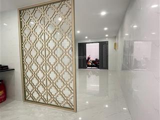 Bán nhà quận 10 42m² 3 tầng 4 phòng ngủ gần mặt tiền bà hạt nhà mới đẹp, vào ở ngay giá 5,2 tỷ