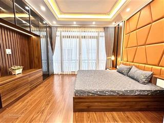 Trung tâm cầu giấy  10m ra mặt phố  ngõ rộng 3m  ô tô qua cửa