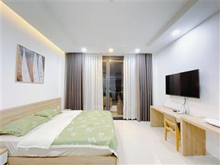 Căn hộ bancol siêu chill ngay quận 4, đang giảm giá mạnh, gần cầu kênh tẻ, đại học luật, quận 1