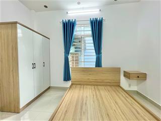 Phòng tách bếp ngay trung tâm quận 4, cửa sổ đón nắng, gần cầu khánh hội, đại học luật, quận 1