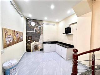 Chính chủ cần bán nhà phố yên hòa 40m2 x 5 tầng, ngõ nông, gần ô tô, giá 9.2 tỷ