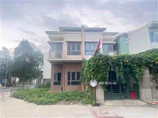 Bán căn góc biệt thự tứ lập tại kđt oasis city, 103m2, 2 mặt thoáng, sổ hồng sẵn, công chứng ngay