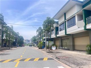 Bán căn shophouse oasis city, vị trí đẹp sát trường mầm non, kế góc, sổ hồng sẵn, hỗ trợ vay