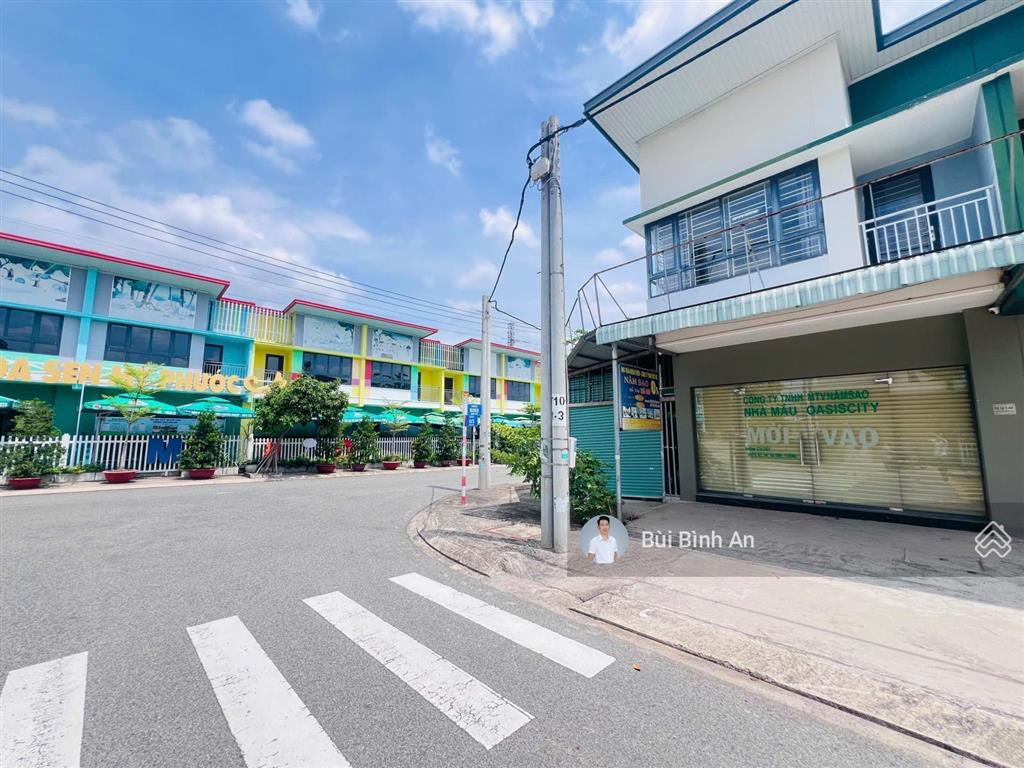 Bán ngợp căn góc 2 mặt tiền, đối diện trường mầm non kđt oasis, 167m2, đã hoàn thiện, có nội thất