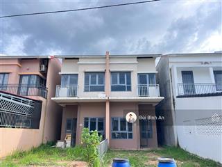 Cần bán căn tứ lập 80m2 full thổ cư, 1 trệt 1 lầu tại kđt oasis city, sổ hồng sẵn, giá 1,6 tỷ