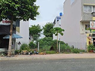 C/c cần bán lô đất đẹp mặt tiền đường nhựa 5x20 thổ cư , dân cư đông đúc