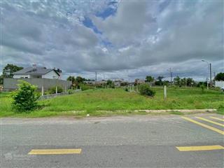 Bán lô đất siêu đẹp mt đường nhựa, dt 11x15, thổ cư, giá 1 tỷ 450 triệu, công chứng liền