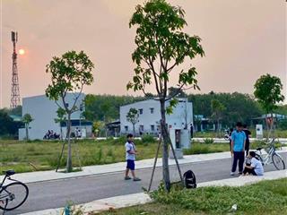 Tôi bán đất ngay chợ phú hòa đông củ chi, dt 6x15, shr, thổ cư, xây dựng tự do, công chứng liền