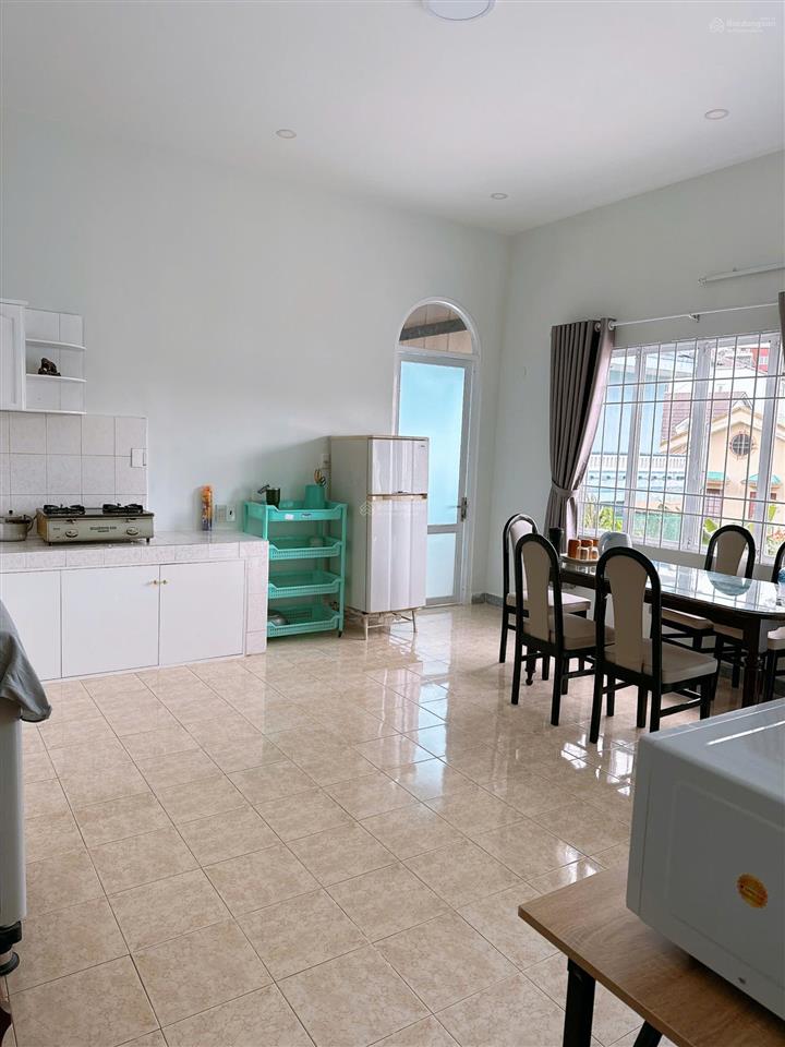 Bán biệt thự siêu đẹp trung tâm thành phố đà lạt, hướng đông nam, pháp lý đầy đủ