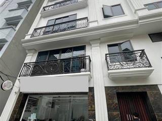 Bán toà 9 tầng mặt phố mỹ đình, lô góc giá 80 tỷ, dòng tiền khủng