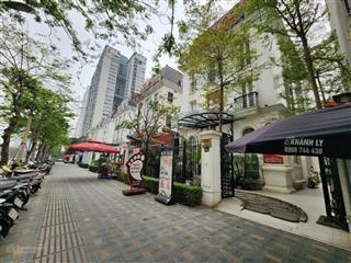 Biệt thự mặt phố hoàng minh thảo, vip nhất khu ngoại giao đoàn, 1 mặt phố, 1 mặt nội khu 186 tỷ