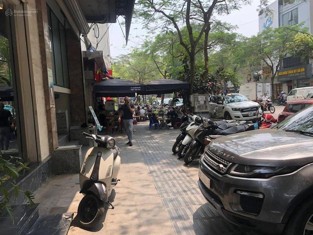 Mặt phố lý thường kiệt  98m2  6 tầng 120 tỷ  phố vip hoàn kiếm.