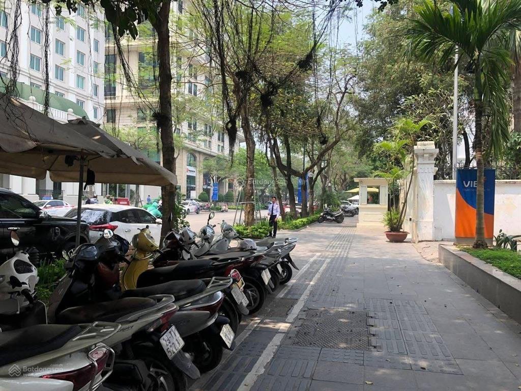 Mặt phố lý thường kiệt  98m2  6 tầng 120 tỷ  phố vip hoàn kiếm.