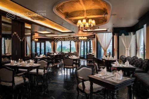 Mặt phố đình ngang  250 tỷ 180m2  10 tầng  khách sạn 4 sao  trái tim hoàn kiếm