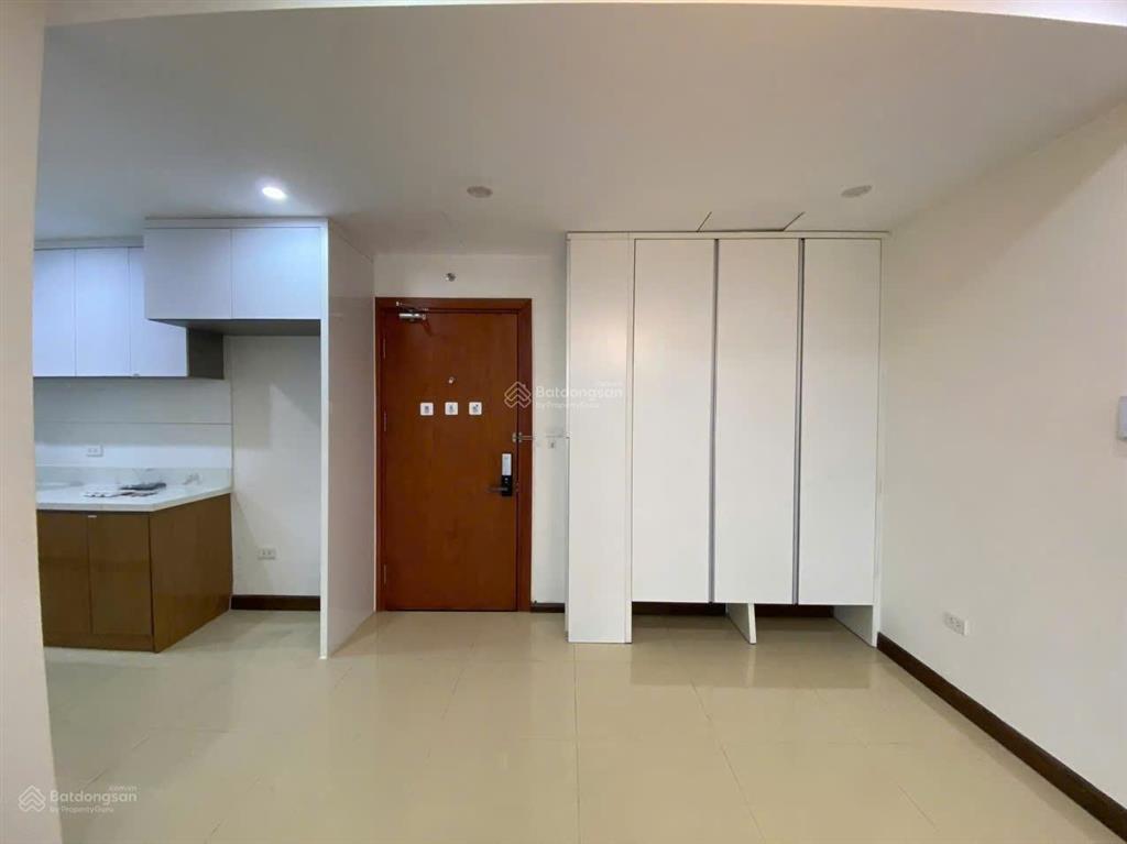 Vợ chồng em cần chuyển sang căn to hơn nên bán gấp căn hộ 110m2 (3pn), chung cư goldmark