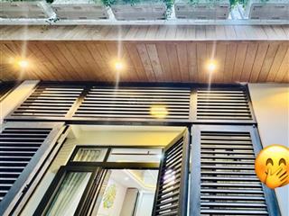 Giá tốt 6x8 ( nở hậu) 4pn, tặng full nội thất sát chợ gò vấp, trường đại học công nghiệp