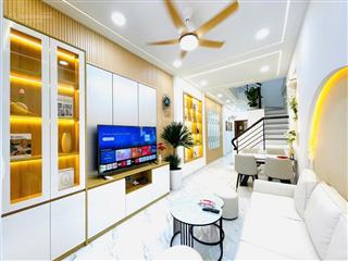 Siêu phẩm mặt tiền 3 tầng  ngay phạm văn đồng  kế sân bay  nhà đẹp lung linh