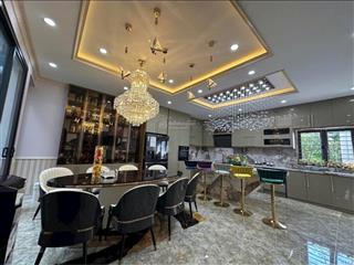 Biệt thự lô đôi gần nguyễn phước lan, 29/3 full nội thất ngoại nhập hiện đại mới 100%
