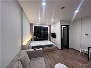 Chính chủ bán căn hộ studio, full đồ nội thất, dt 30.4 m2 giá bán 2.5 tỷ bao phí.