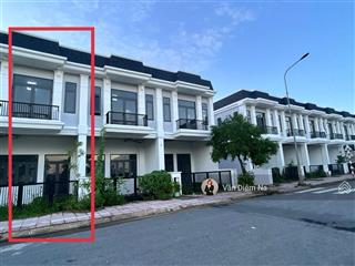 Cắt lỗ gần 1tỷ còn 2tỷ650 nhà rẻ nhất the sol city (cách chợ hưng long 500m) shr đã hoàn công