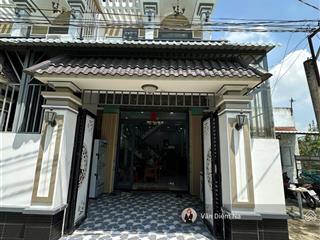 Bán ngộp ngay trừơng thcs phước hậu, 1,85 tỷ, 88m2, giá siêu hời, shr , hỗ trợ bank