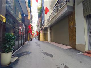Sát hồ, ngõ thông, dân chí cao, nhà dân xây, hoàng ngân, 55m2*6t*giá 11.9 tỷ, công năng đ đủ, ở vip