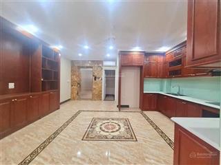 Bán nhà mp chu huy mân long biên dt 60m2*mt4m5*6t thanh máy dòng tiền ô tô giá 15.8tỷ