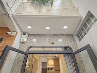 Cho thuê nhà riêng 50m2 1 trệt 1 lầu  2pn 2wc  ngay điện biên phủ giáp quận 1