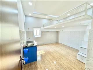 Phòng gác, cửa sổ trời thoáng, full tiện nghi đối diện đh bách khoa lý thường kiệt