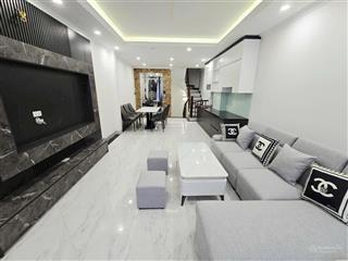 Bán nhà phố hồng tiến 7 tầng thang máy nội thất xịn