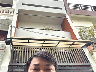 Bán nhà phố 65m2, 4 tầng, hoàn công đủ, đường ô tô, gần vòng xoay phú hữu, cao tốc. giá 6.3tỷ.