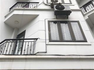 Siêu hiếm nhà 5 tầng xây mới độc lập  lô góc  kinh doanh ngày đêm  ô tô đỗ cổng vào nhà
