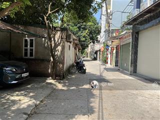 Ngoại giao đoàn  cách ô tô vài chục mét  gần đại sứ quán hàn  nhà đẹp ở luôn  0948 044 ***