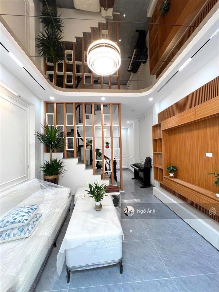 Bán nhà xuân đỉnh gần ngoại giao đoàn cực gần ôtô nhà đẹp 2 thoáng 45m2 4 tầng nội thất xịn