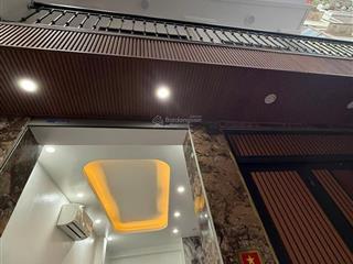 Chính chủ bán căn hộ dòng tiền  văn chương  7 tầng  ngõ thông kd  gần hồ  dòng tiền 50tr/tháng