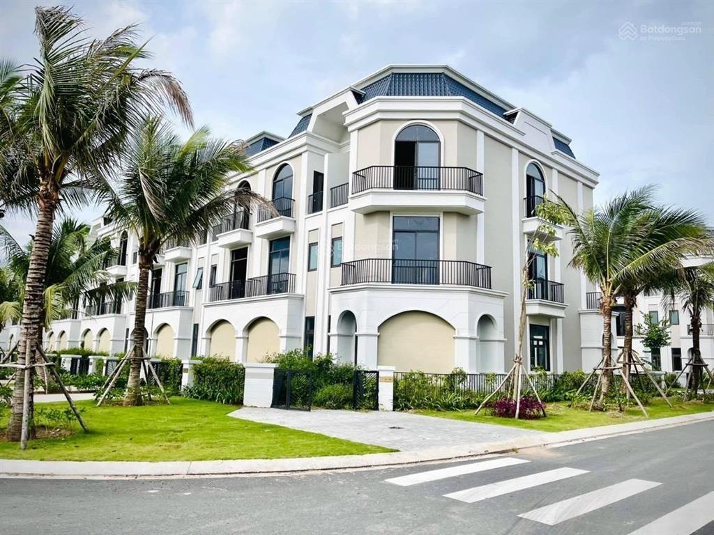 Bán gấp nhà mặt phố tại lavilla green city, 3,95 tỷ, 100m2, tân an, long an